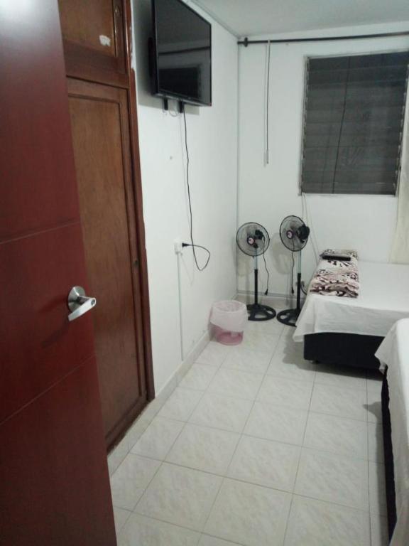 Hostal Dante San Gil Dış mekan fotoğraf
